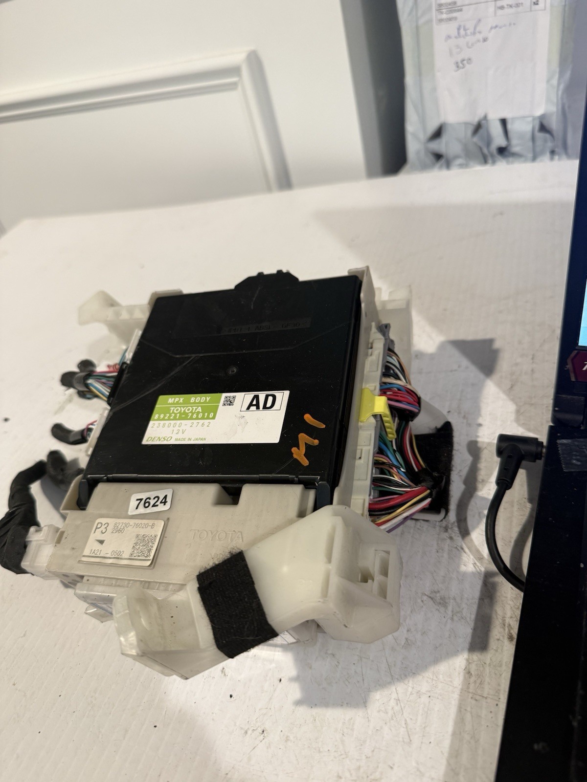 2011–2014 LEXUS CT200H MULTIPLEX NETWORK CONTROL ECM OEM 89221-76010