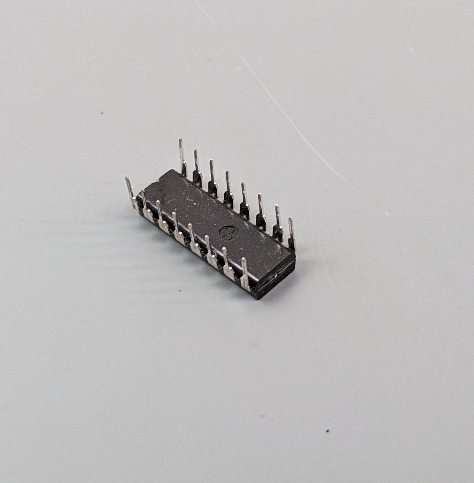 AMD AM91L12CPC 256 x 4bit Static RAM, 1024bit SRAM IC