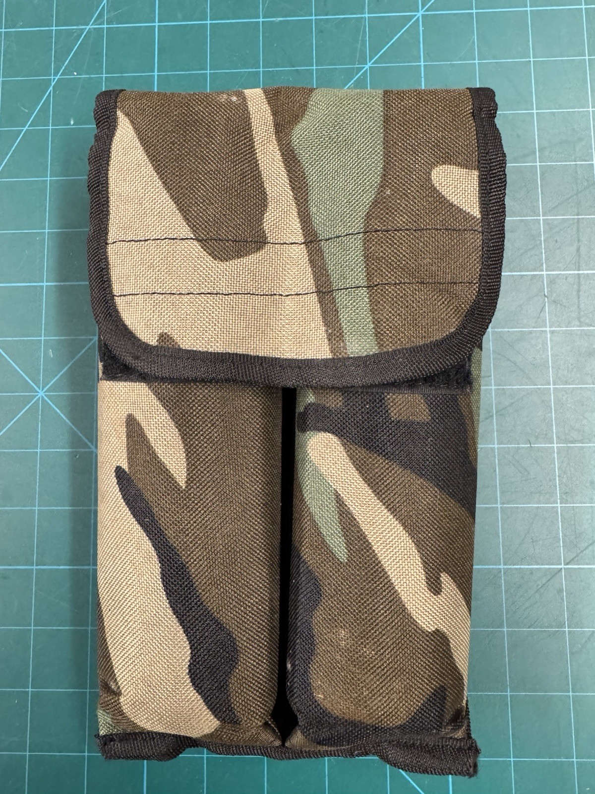 32 Degrees 2-pod paintball pack. Complete kit with 100rd tubes. Old School.