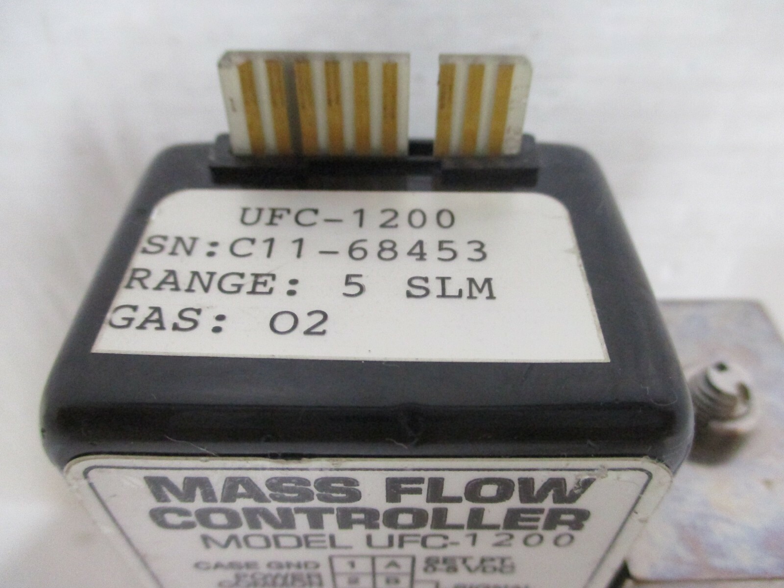 Unit Instruments UFC-1200 Mass Flow Controller Gas 5-SLM