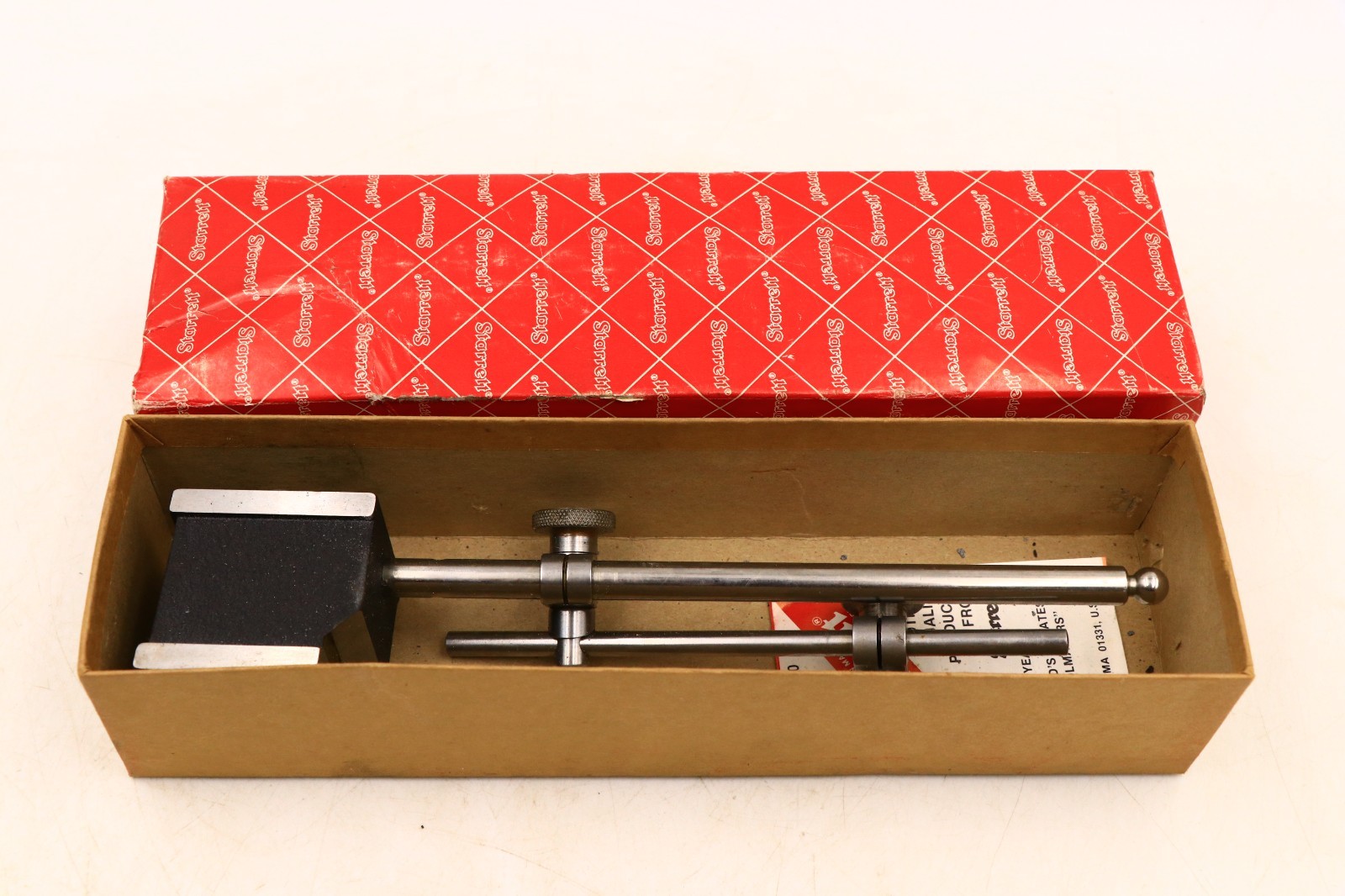 Starrett 657AA Magnetic Base In Original Box Excellent Condition