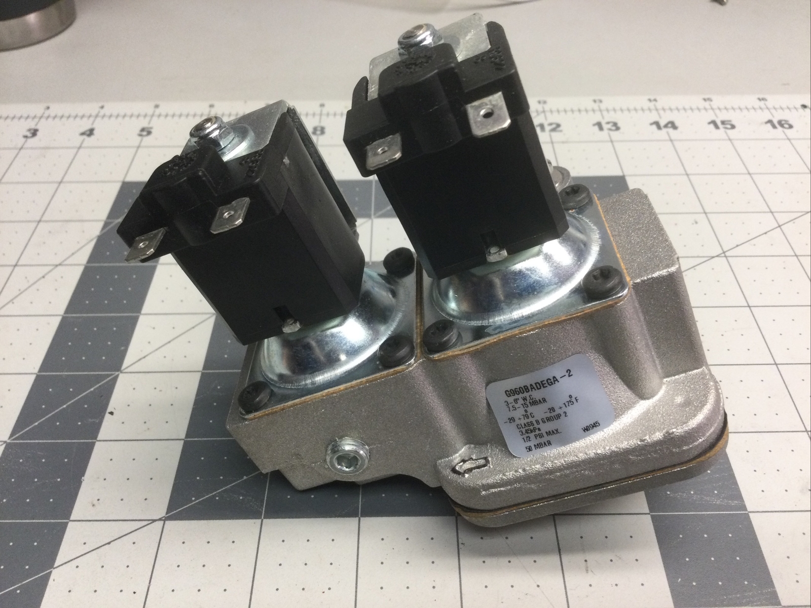 Henny Penny G960BADEGA-2 Gas Valve 24V 50/60HZ Natural Gas - (LXB8E)