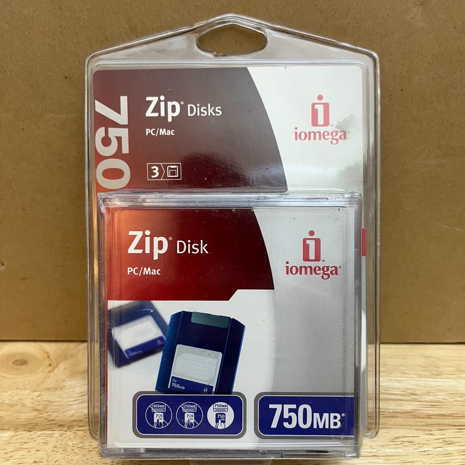 Iomega Zip Disk 750MB 3-Pack New Sealed PC Mac Zip 750 Cartridge Disks Genuine