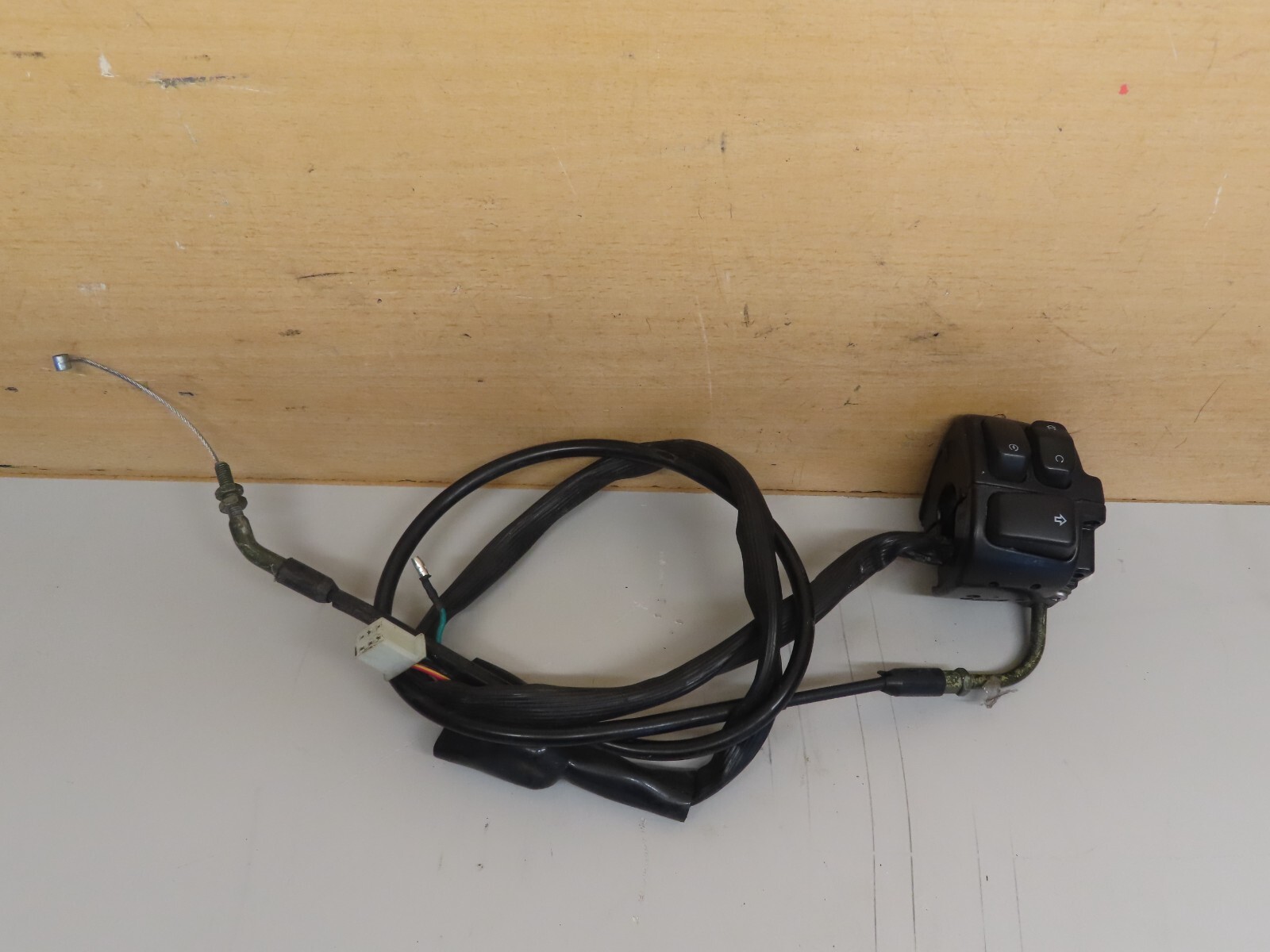 2020 Keeway K-Light 125 EU4, 2115 Miles - Right Throttle Switch Gear