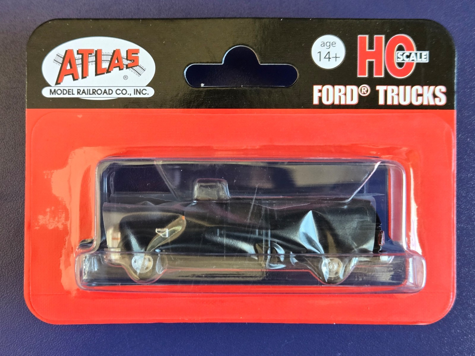 1/87 HO Scale Atlas Ford F-350 Pickup Truck, Black w/ Cap, 35000007