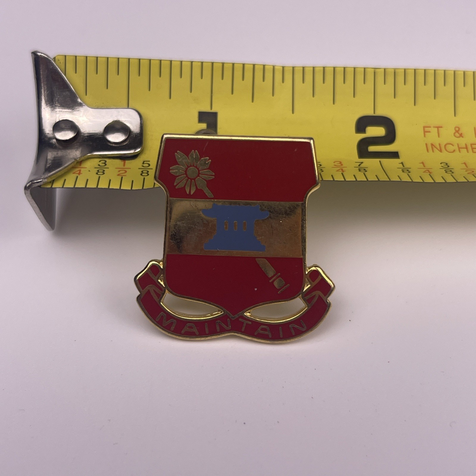 U.S. Military 703rd Maintenance Battalion DI DUI Crest Pin Insignia MAINTAIN