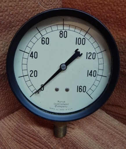 3 1/2" Marsh Instrument co. Pressure Gauge 0-160 PSI LBM Connection #024-131