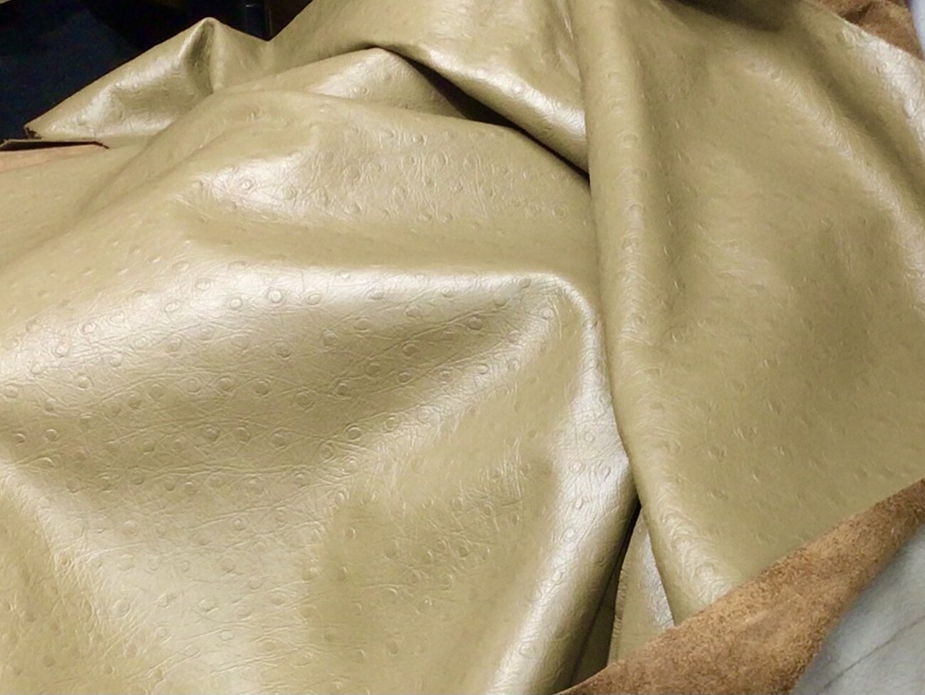 Leather Cow Hide Cowhide Upholstery Craft Fabric Khaki Brown Ostrich close out