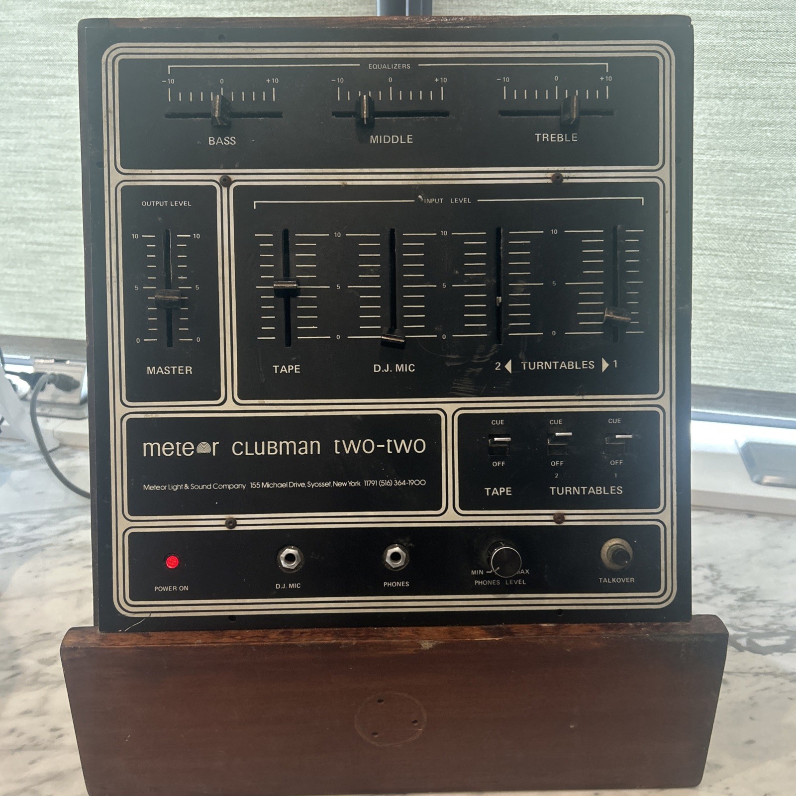 Vintage Rarity: Meteor Clubman Two-Two DJ Mixer - 1970s Disco Era Analog Classic