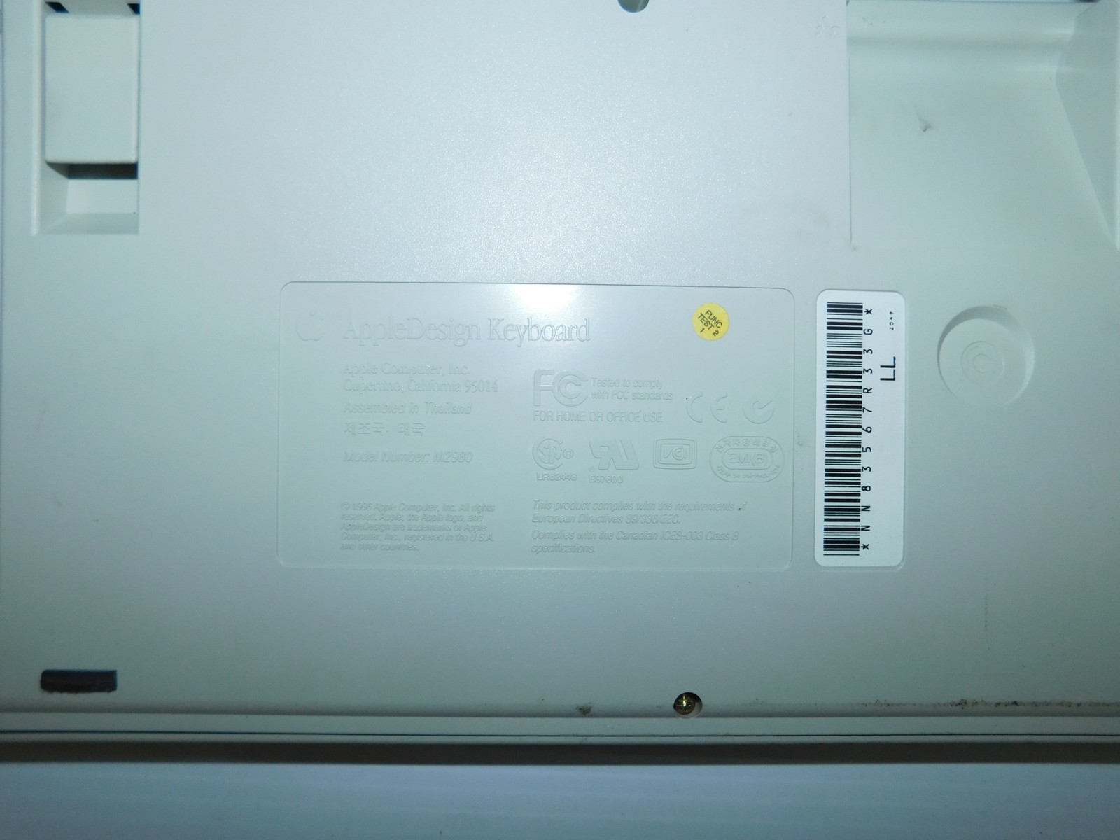 APPLE DESIGN KEYBOARD MODEL M2980 (MIQ59)