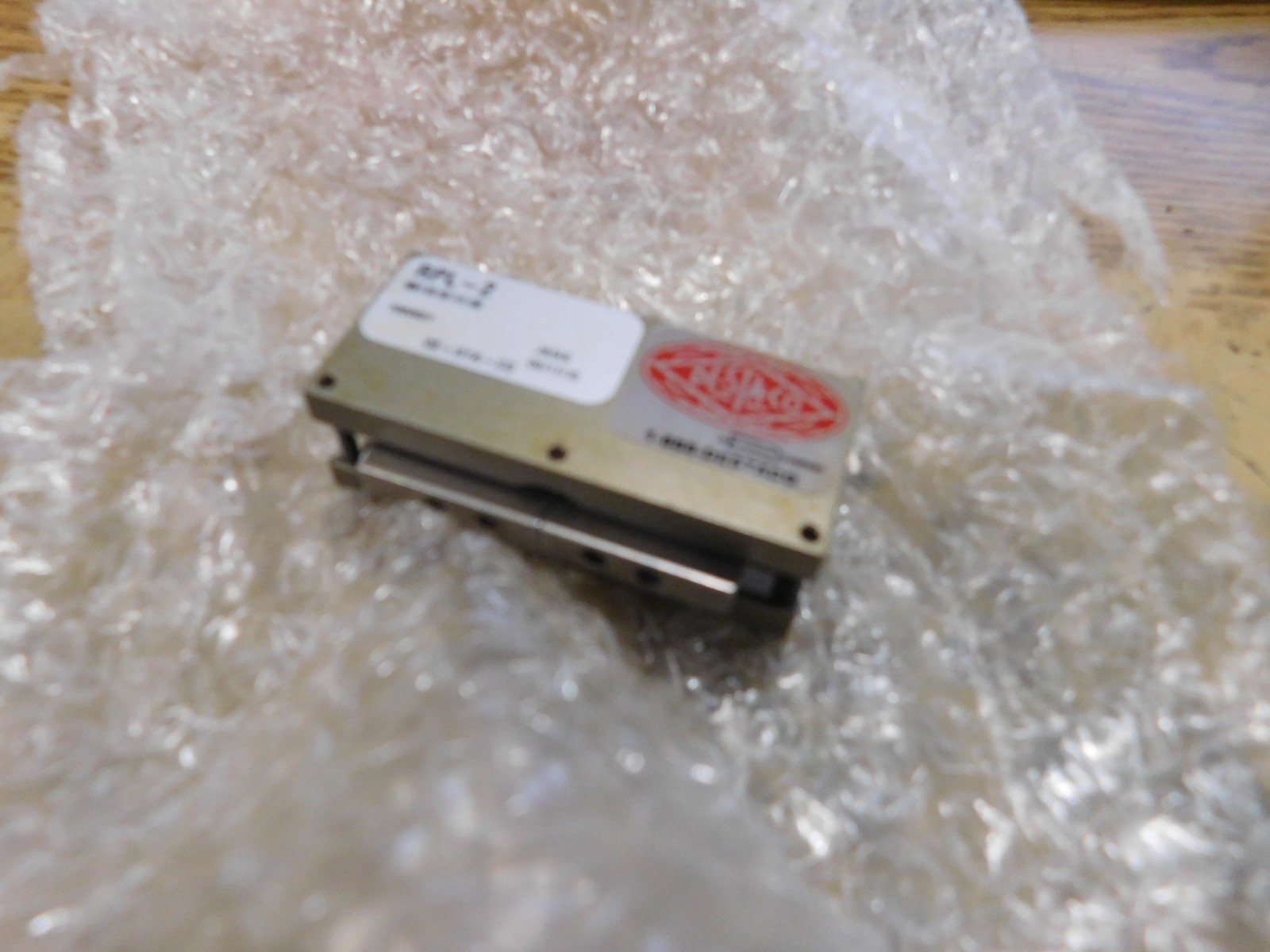 De-Sta- Co  Model: RPL-2 Parallel Gripper .  New Old Stock