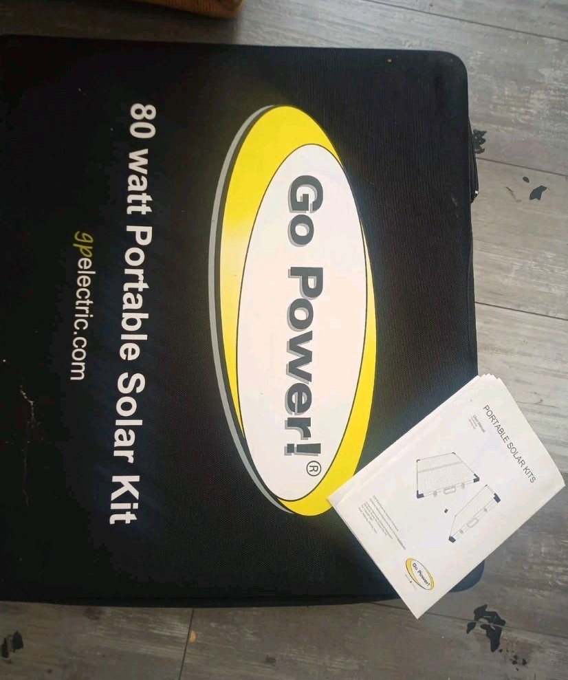 NEW Go Power! GP-PSK-90 80W Portable Folding Solar Kit