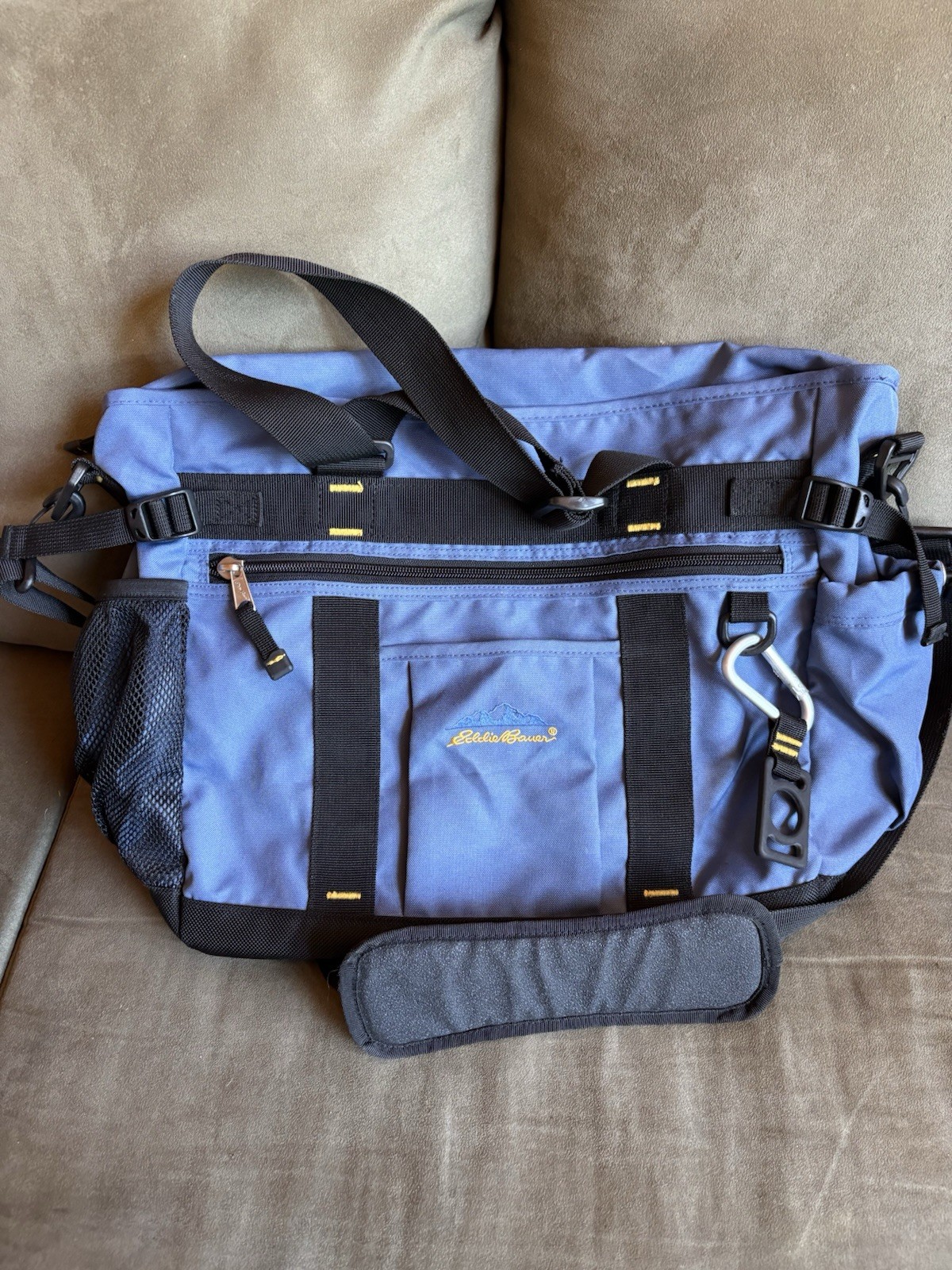 Eddie Bauer 7 Compartment Shoulder/crossbody Hiking Bag