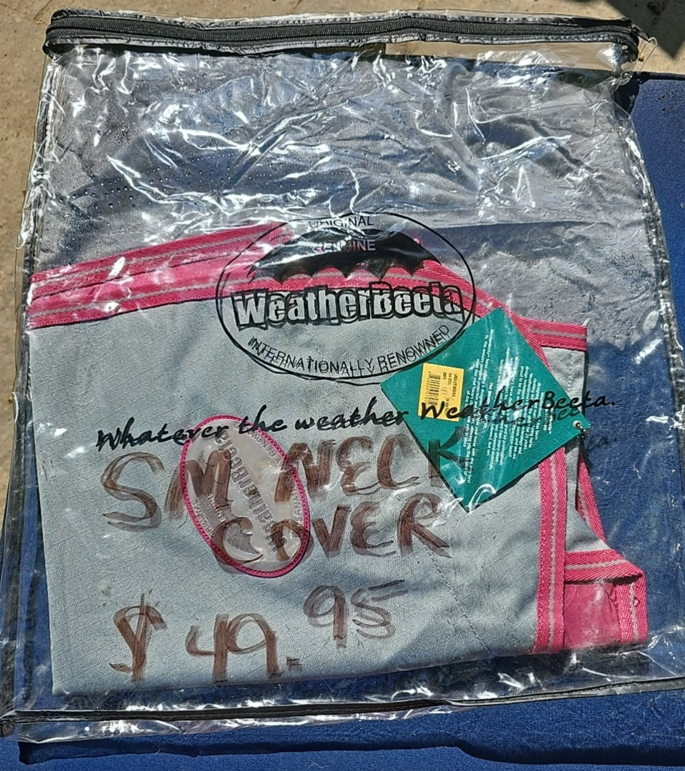 Weatherbeeta Landa Lite Neck Rug Cover SMALL Slate Heather Gray Pink