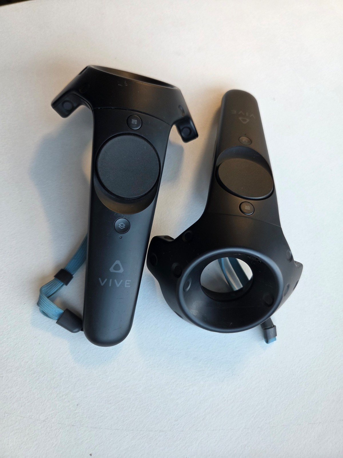 HTC Vive Virtual Reality VR Wand Controllers (GREAT CONDITION!)