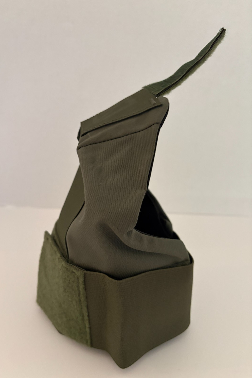 SAFARILAND/PROTECH Structured Upper Arm/Bicep Protector 2 Piece GreenW/Strap