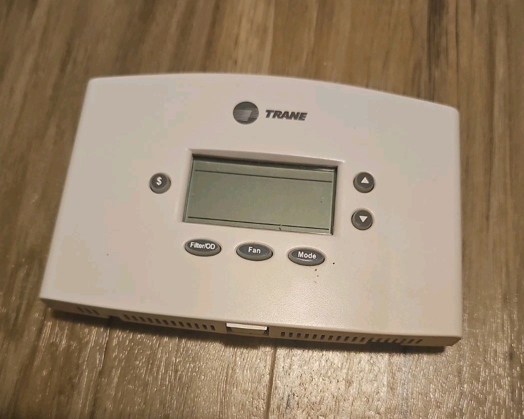 Trane TCONT402AN32DAA Programmable Thermostat for Heat Pumps White