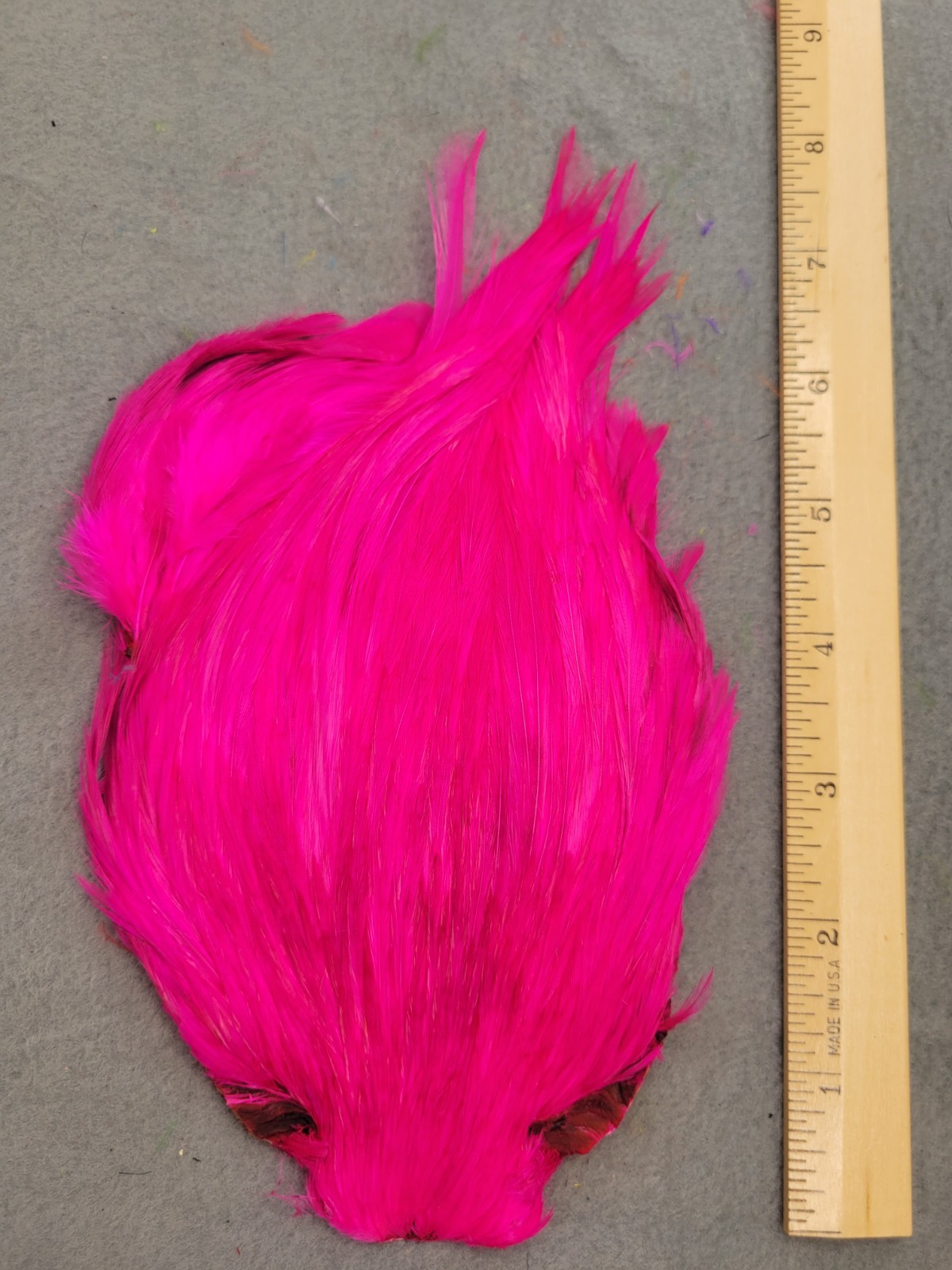 Lot 352, Grade B, DYED HOT PINK India Rooster Streamer Neck Cape Feathers