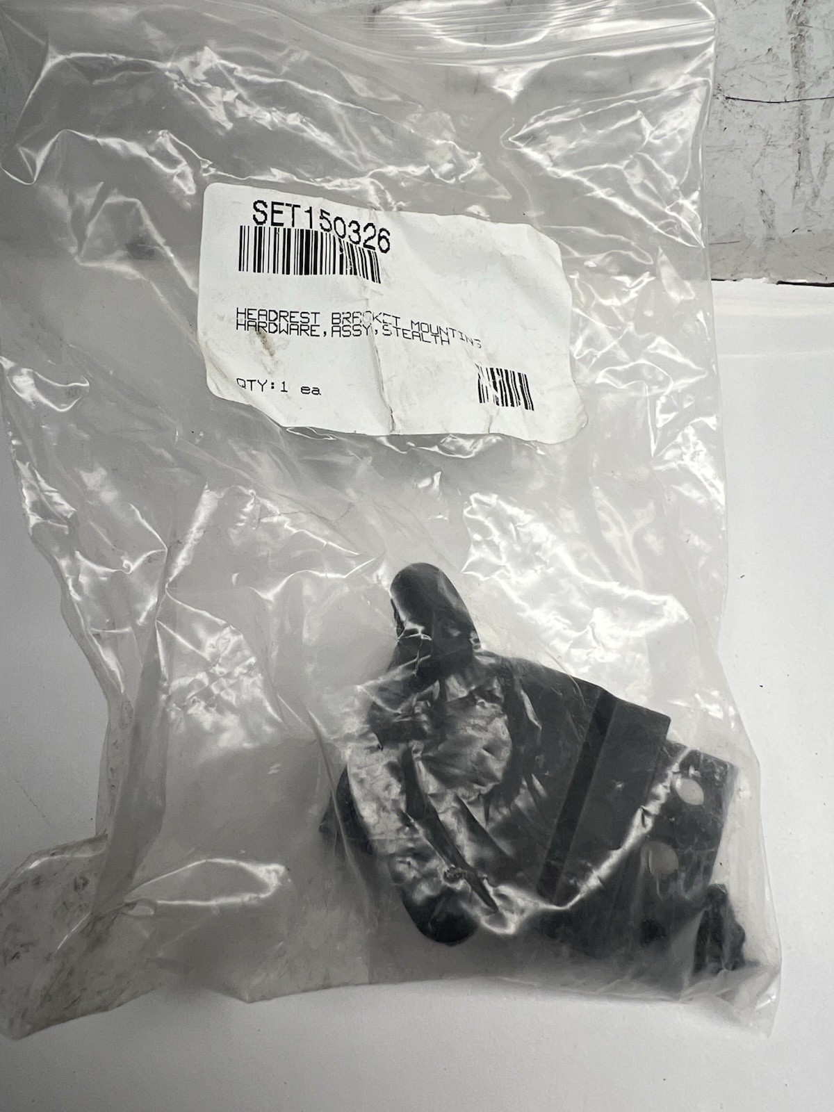 Quantum Edge HEADREST BRACKET MOUNTING HARDWARE,ASSY,STEALTH SET150326