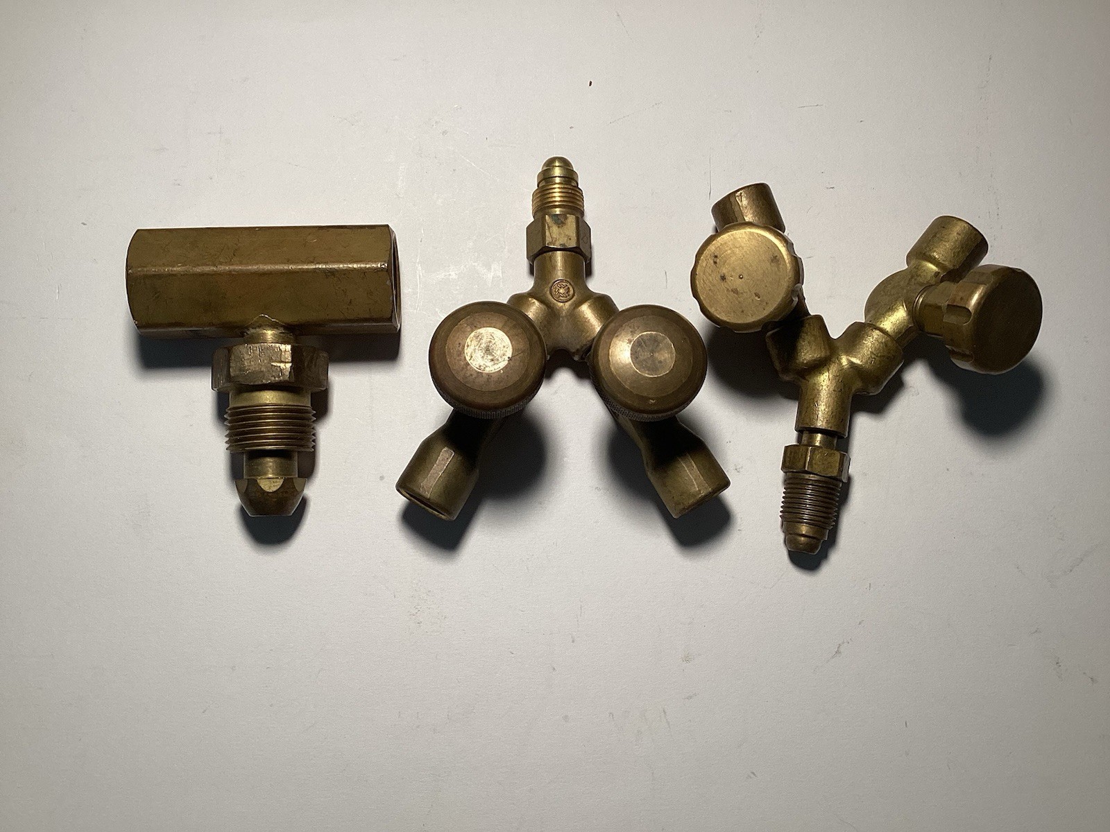 Inert Gas "Y" Valve Argon  # 411 ( 2 ) & ( 1 ) Argon Inert Gas Adapter  # T 92