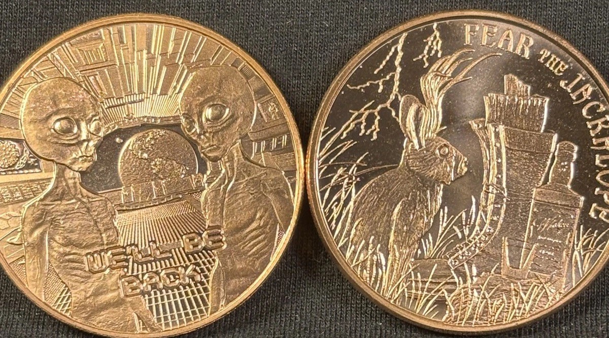 1 oz .999 Copper Rounds (2) UFO Alien & Jackalope Designs Lot