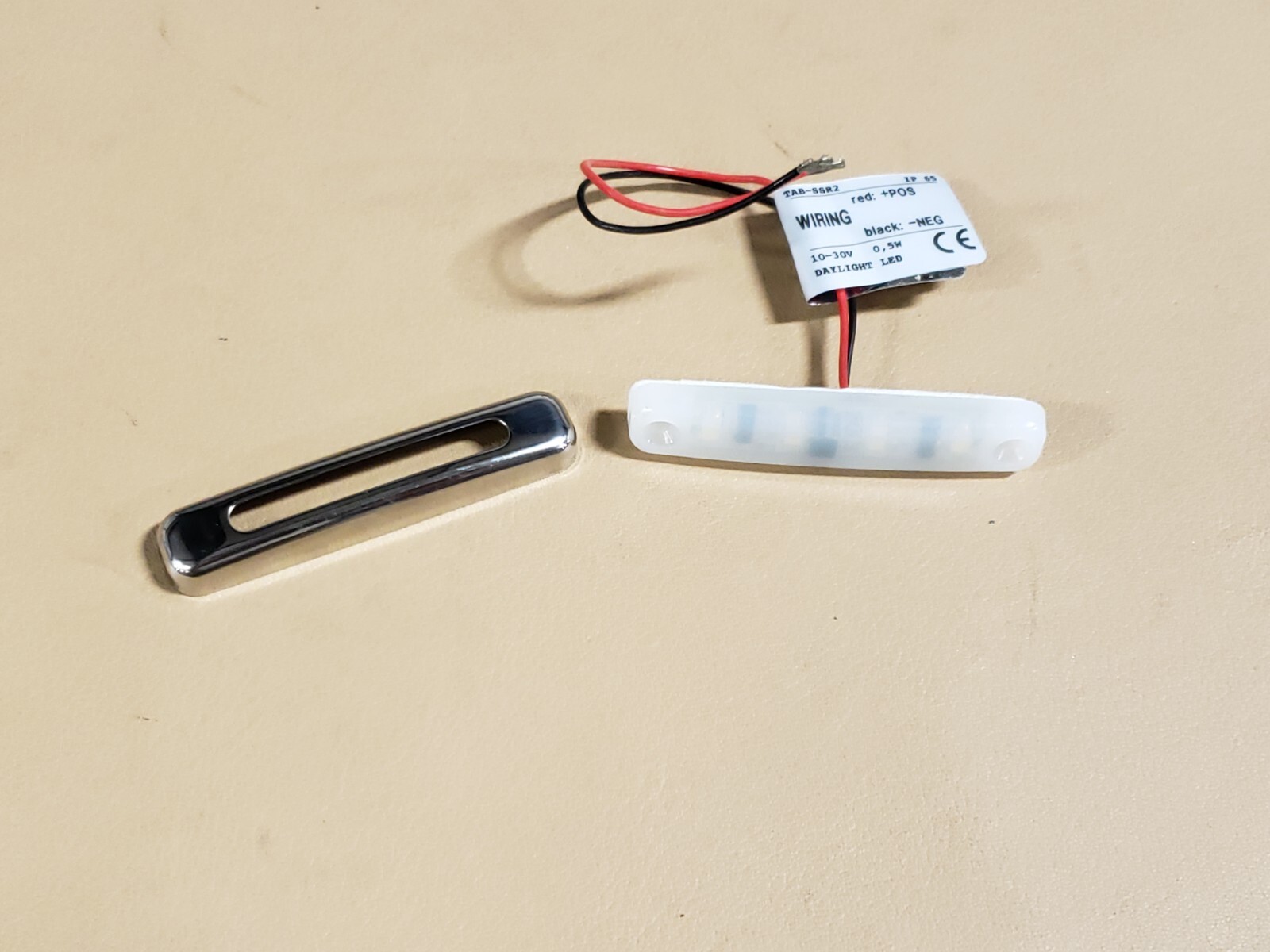 QUICK USA LED BOAT COURTESY LIGHT MODEL# TAB SSR2