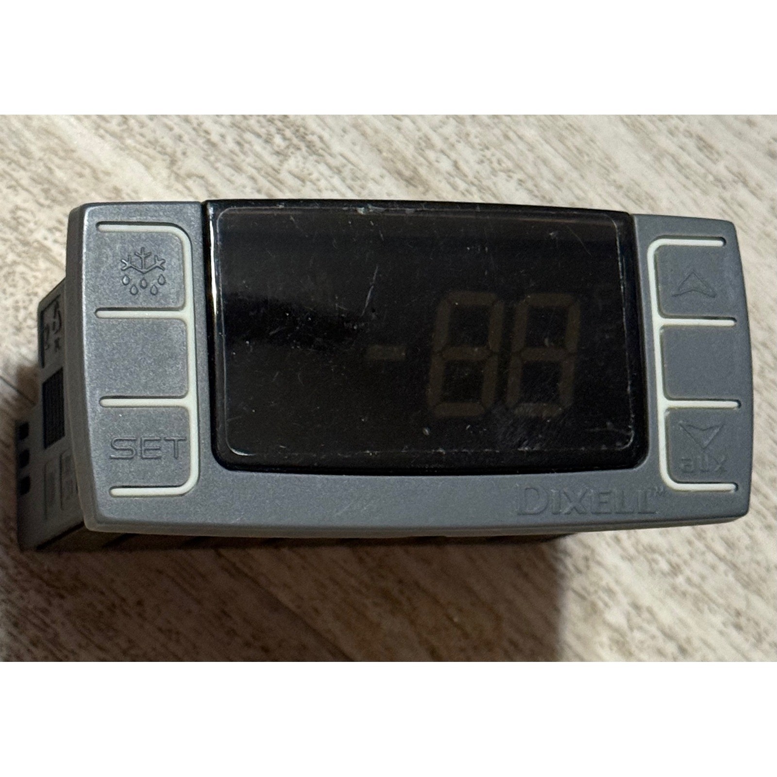 DIXELL XR02CX Temperature Controller Digital Display Control Unit