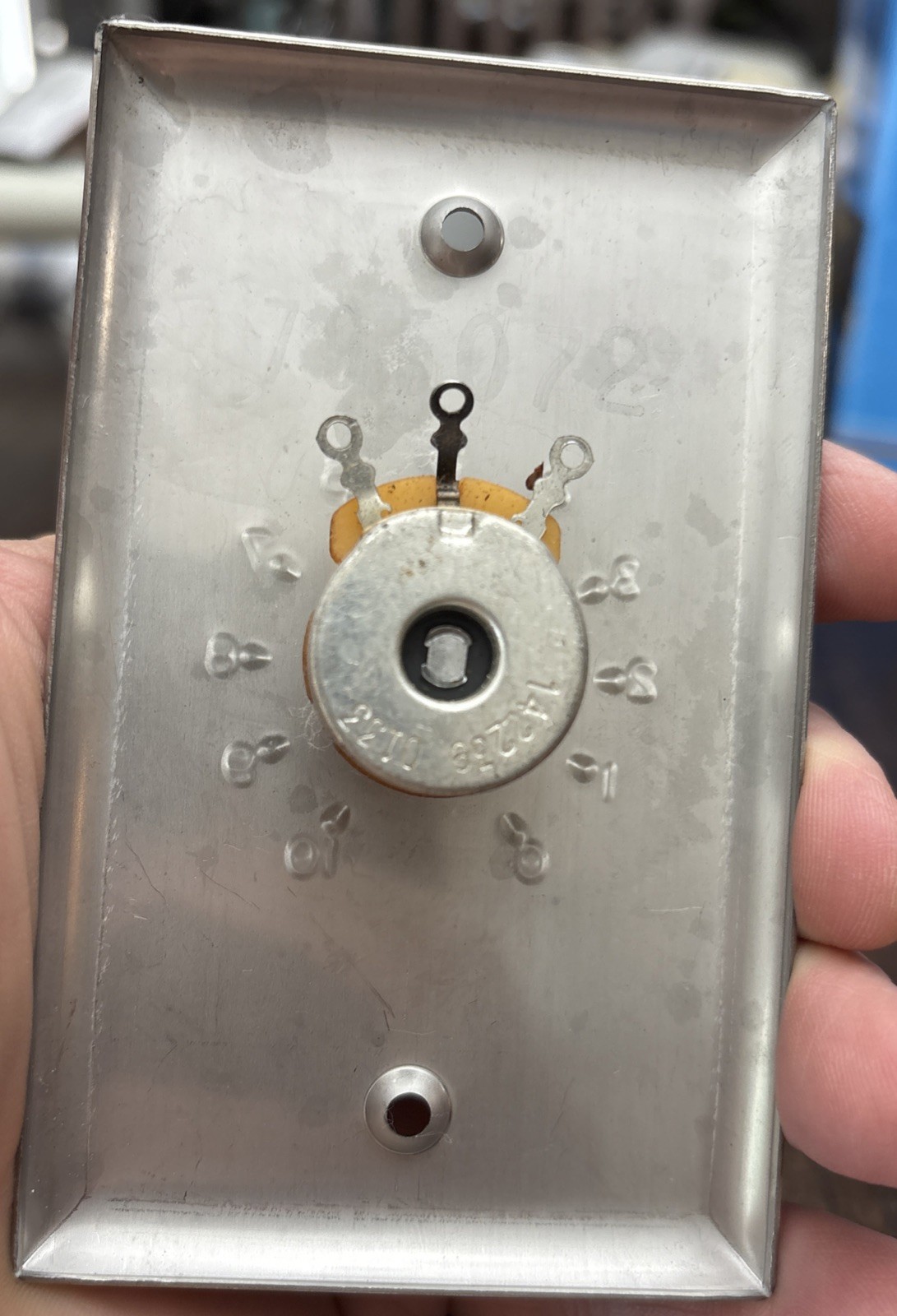 AT35-PA VOLUMN CONTROL