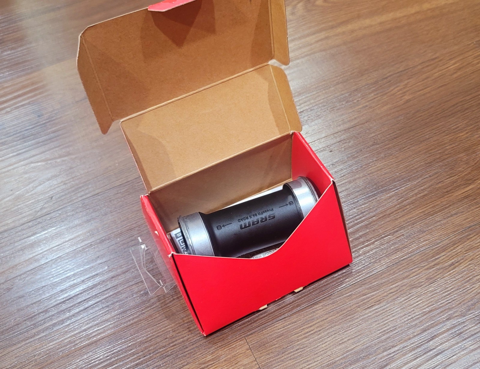 SRAM DUB Press-fit 86.5 ROAD Bottom Bracket - (USED)