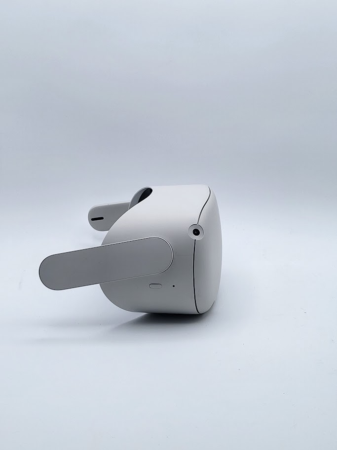 Oculus Quest 2 VR Headset – 128GB – White – Used (Acceptable) – Headset Only