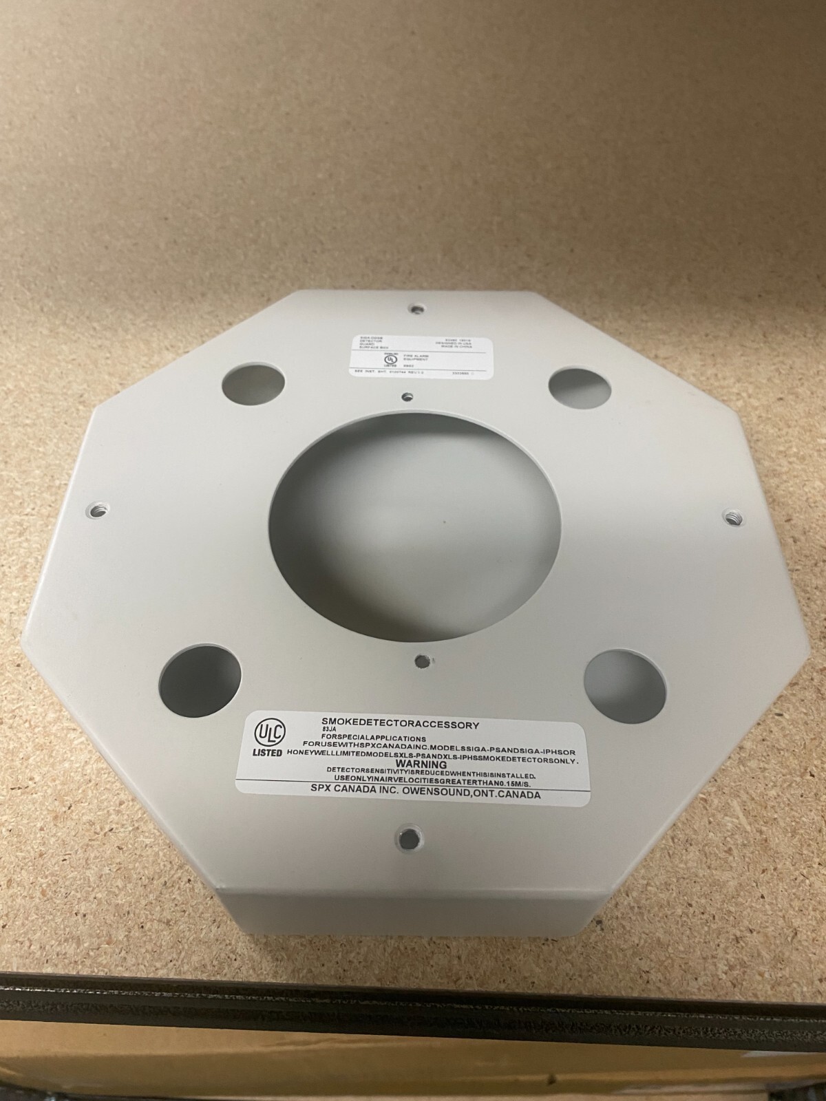 EST EDWARDS SIGA-DGSB DETECTOR GUARD SURFACE MOUNT JUNCTION BOX,  12 COUNT.
