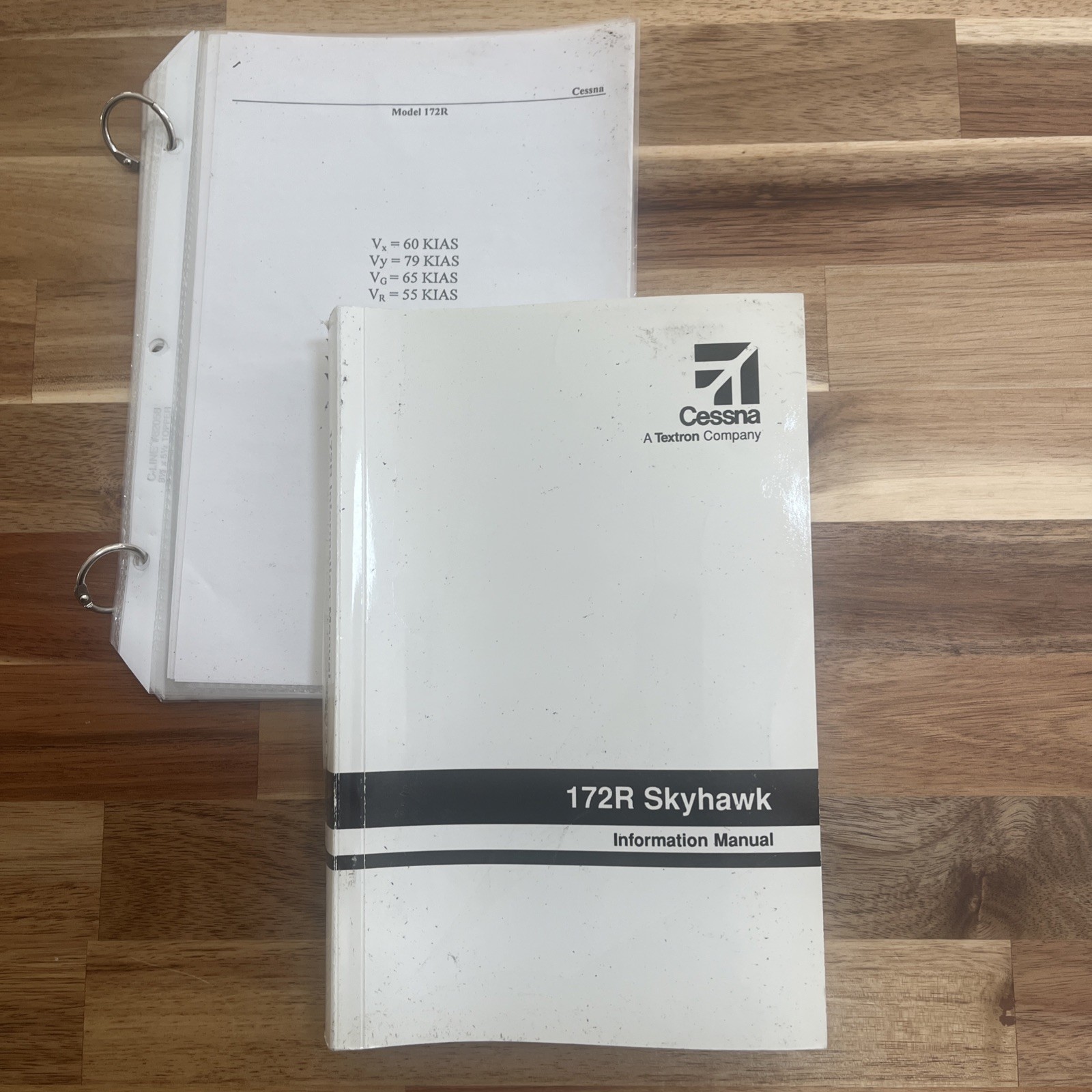Cessna 172R Skyhawk Information Manual 1996 P/N 172RIM02 + Checklists