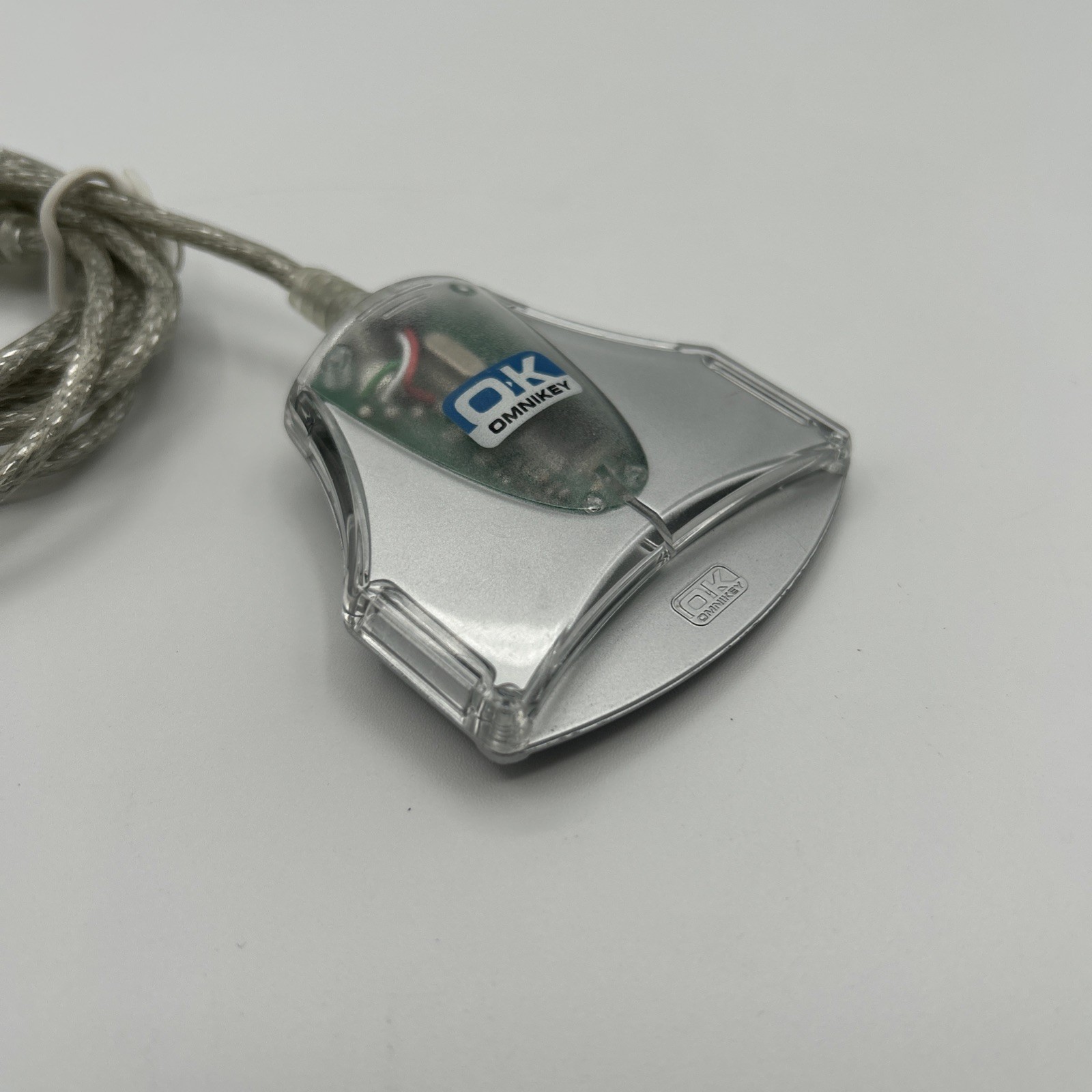 OMNIKEY 3021 USB Smart Card Reader for Secure Access and Transactions