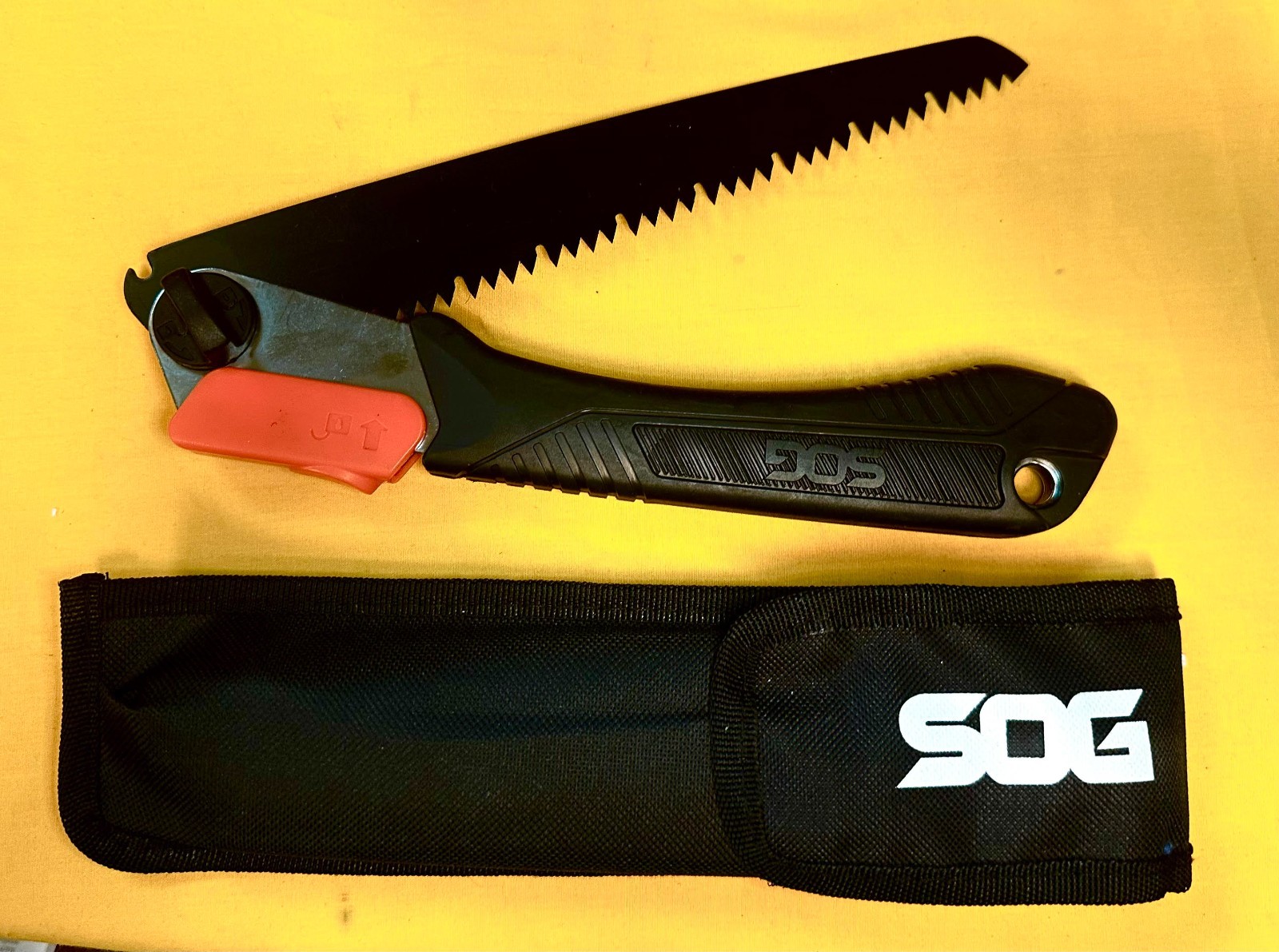 SOG Folding Saw, Wood Saw, 8.25" Blade #F10N-CP