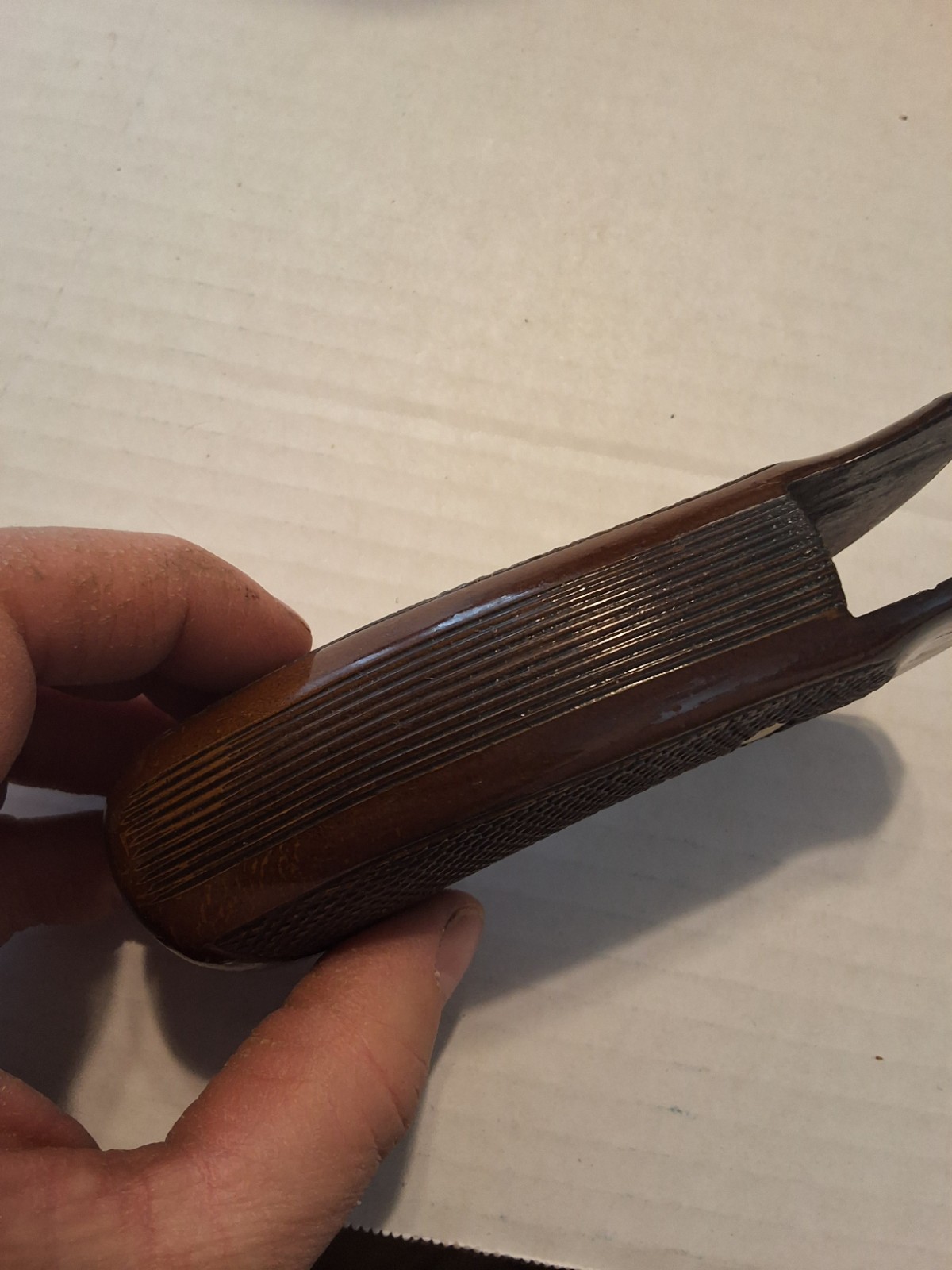 DAN WESSON GRIPS WOOD BROWN CHECKERED