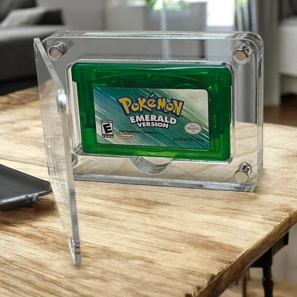 One Slot Acrylic Magnetic GBA Cartridge Case For Nintendo Game Boy Advanced USA