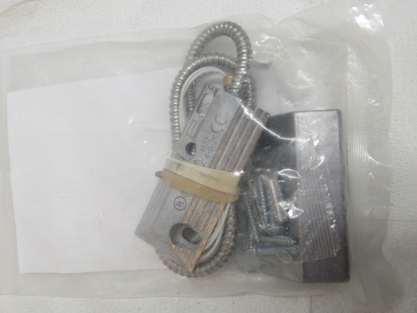GRI-4532 Overhead Door Switch - Overhead Door Contact