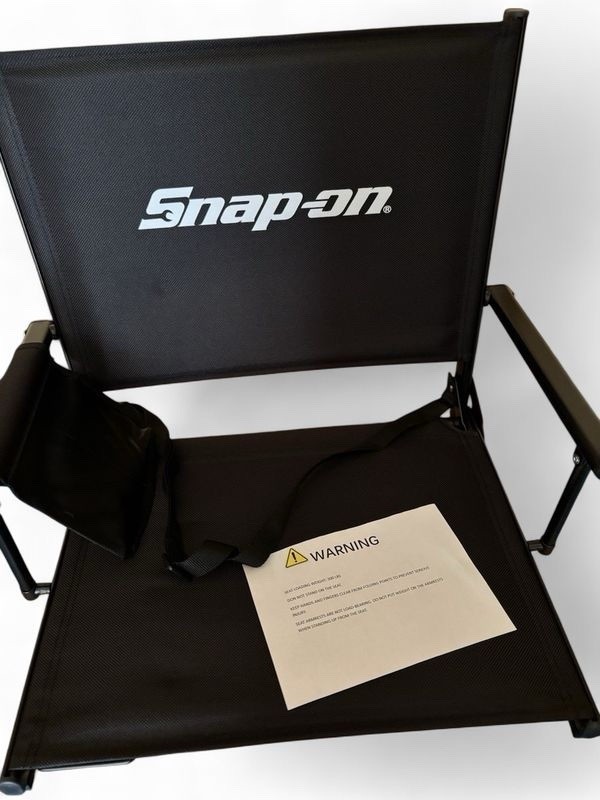 NIP SNAP-ON TOOLS promotional stadium seat with armrest SSX24P143 Giveaway -Cool