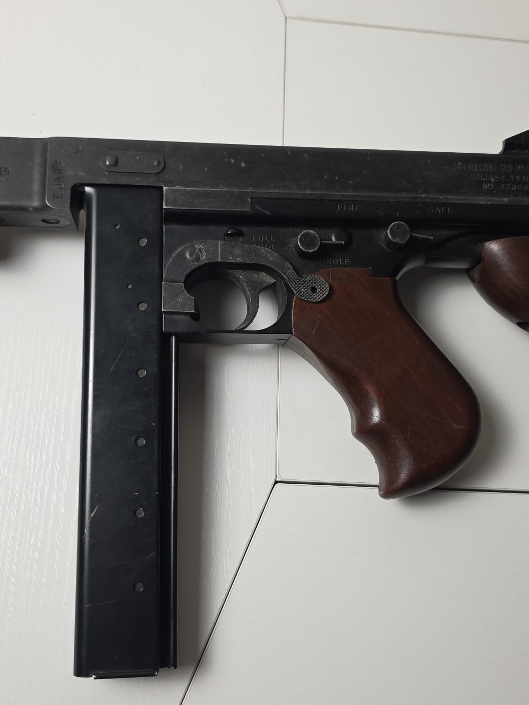 Tokyo Marui - Airsoft M1A1 Thompson Not Tested