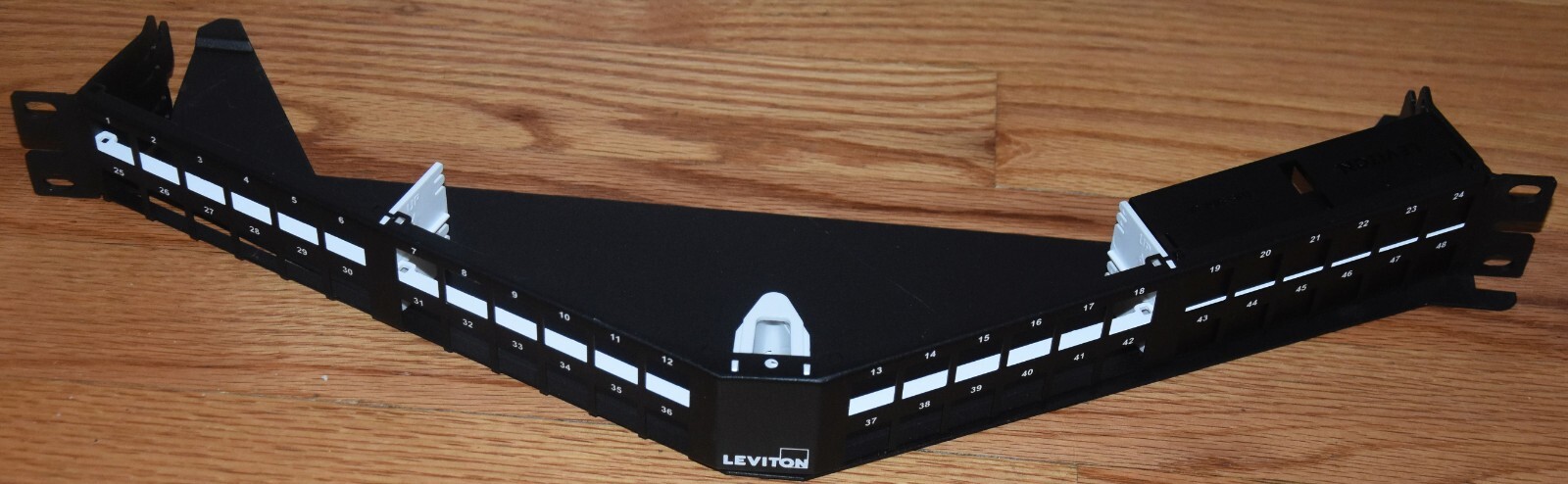 LEVITON E2X1A-S48 E2Xhd 1RU High-Density Universal Angled Patch Panel with Cover