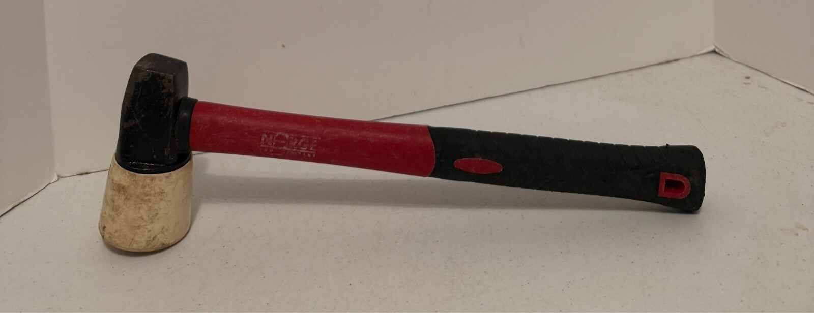 Flooring Mallet Hammer, Fiberglass Handle, Rubber Mallet for Flooring 2# 9ozs.