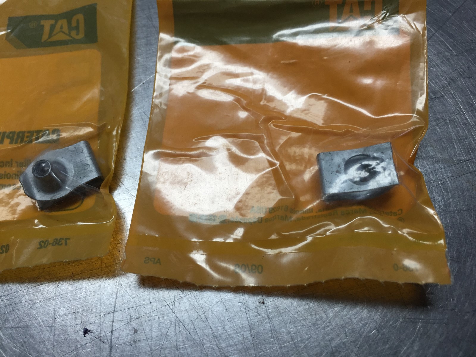 1548079 CAT NUT - U-TYPE RETAINER  Caterpillar 154-8079  QTY of 2 NUTS