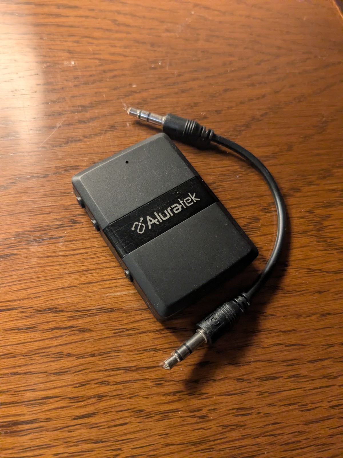 Aluratek ABC01F Universal Bluetooth Audio Receiver and Transmitter