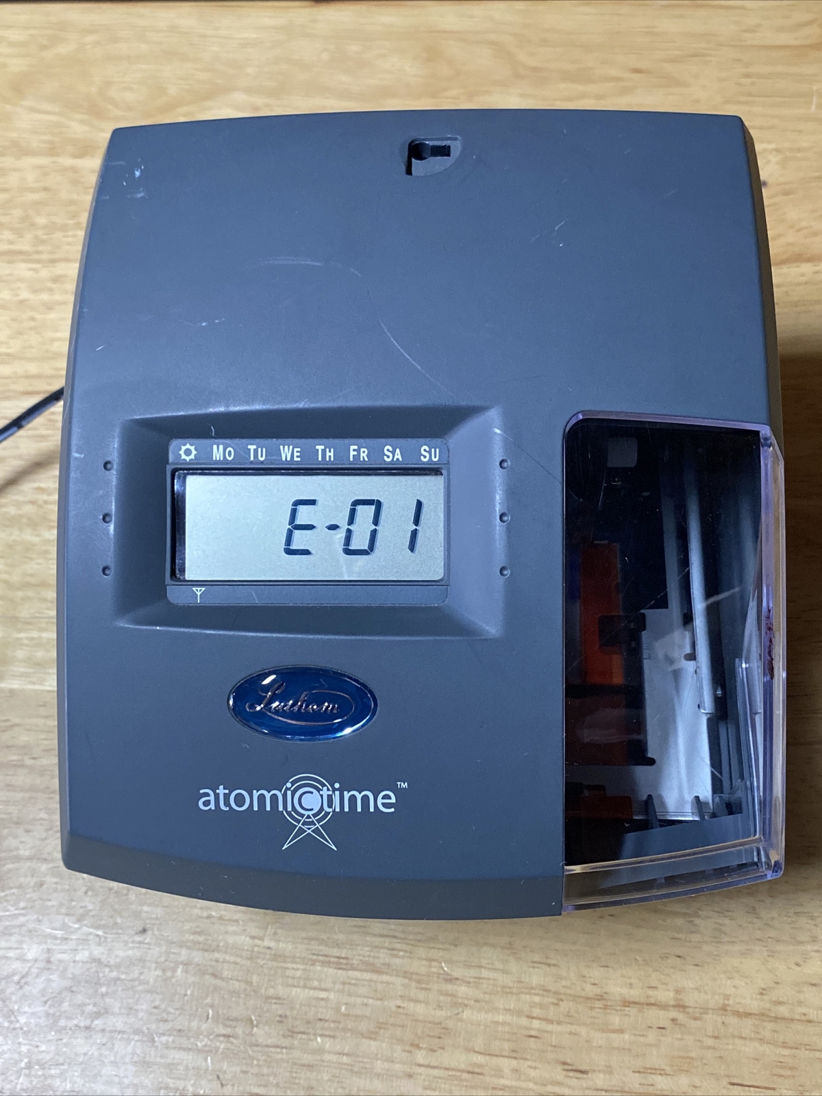Lathem AtomicTime Time Clock 1500E Digital Time Recorder No Key