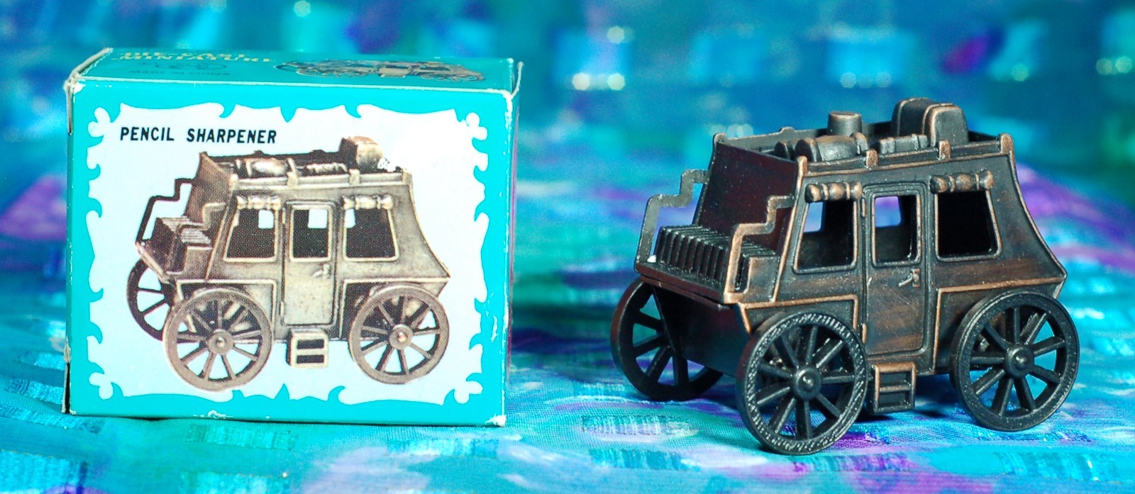 Antique Finished Die-Cast Miniature NO.9762 Stagecoach Pencil Sharpener With Box