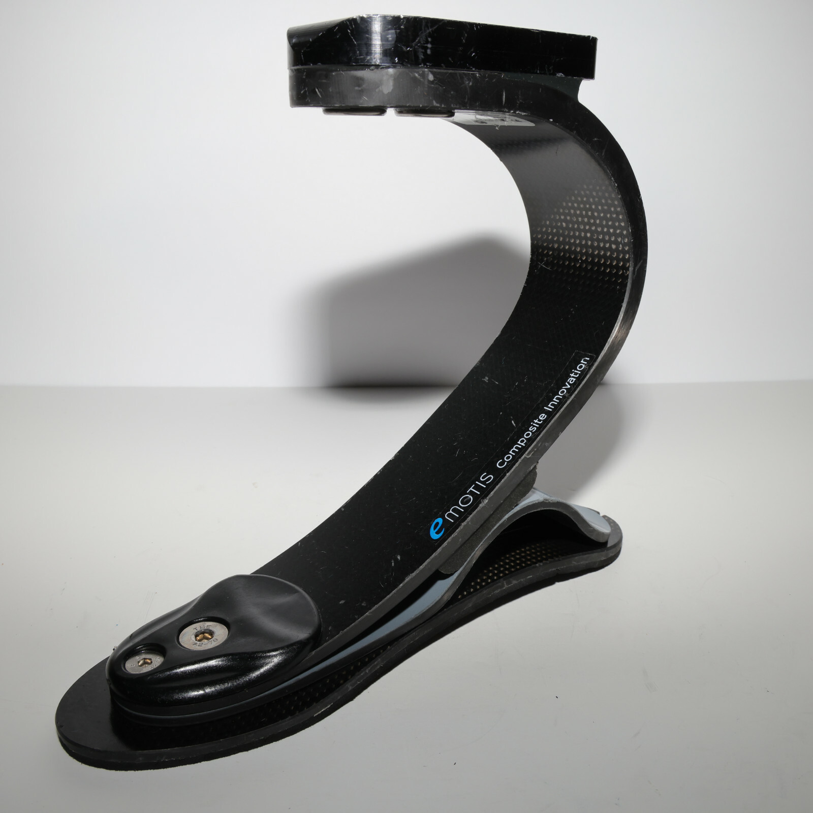 GORGEOUS FILLAUER eMOTIS COMPOSITE INNOVATION WAVE PROSTHETIC FOOT 27cm 27-C54L