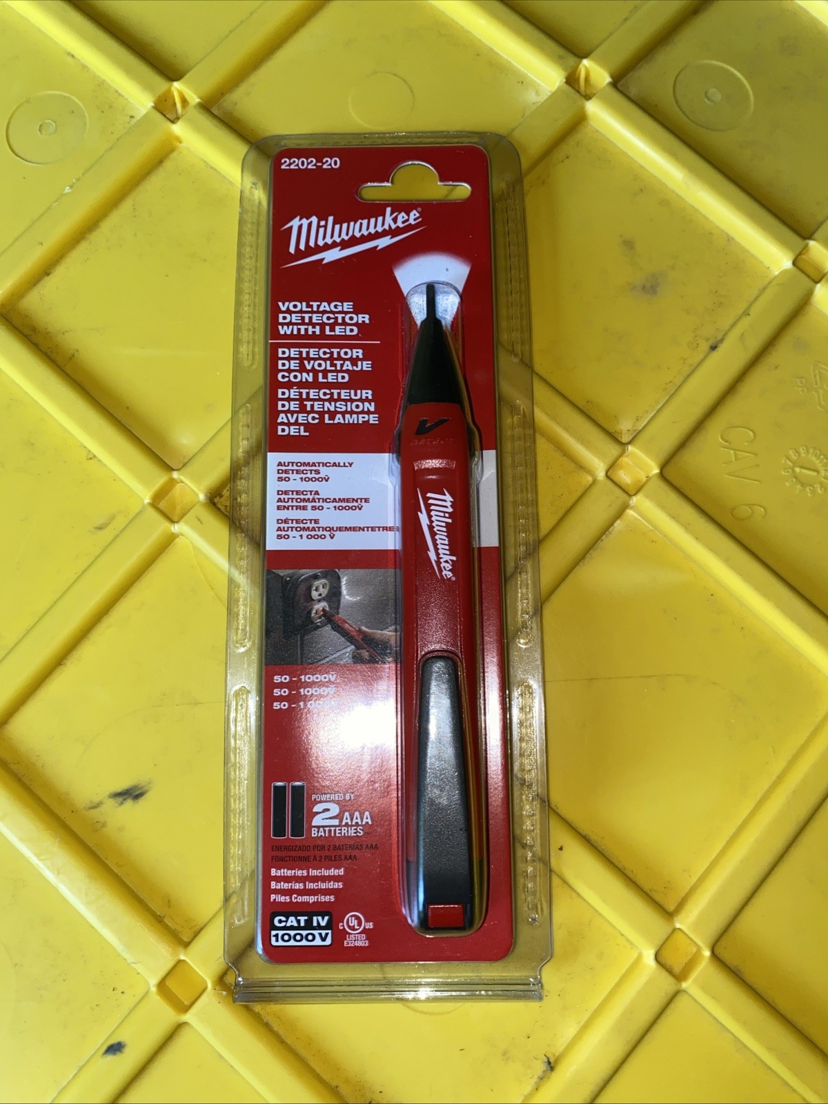 MILWAUKEE 2202-20 Voltage Detector with LED Light 50-1000V NEW IN PACKAGE.