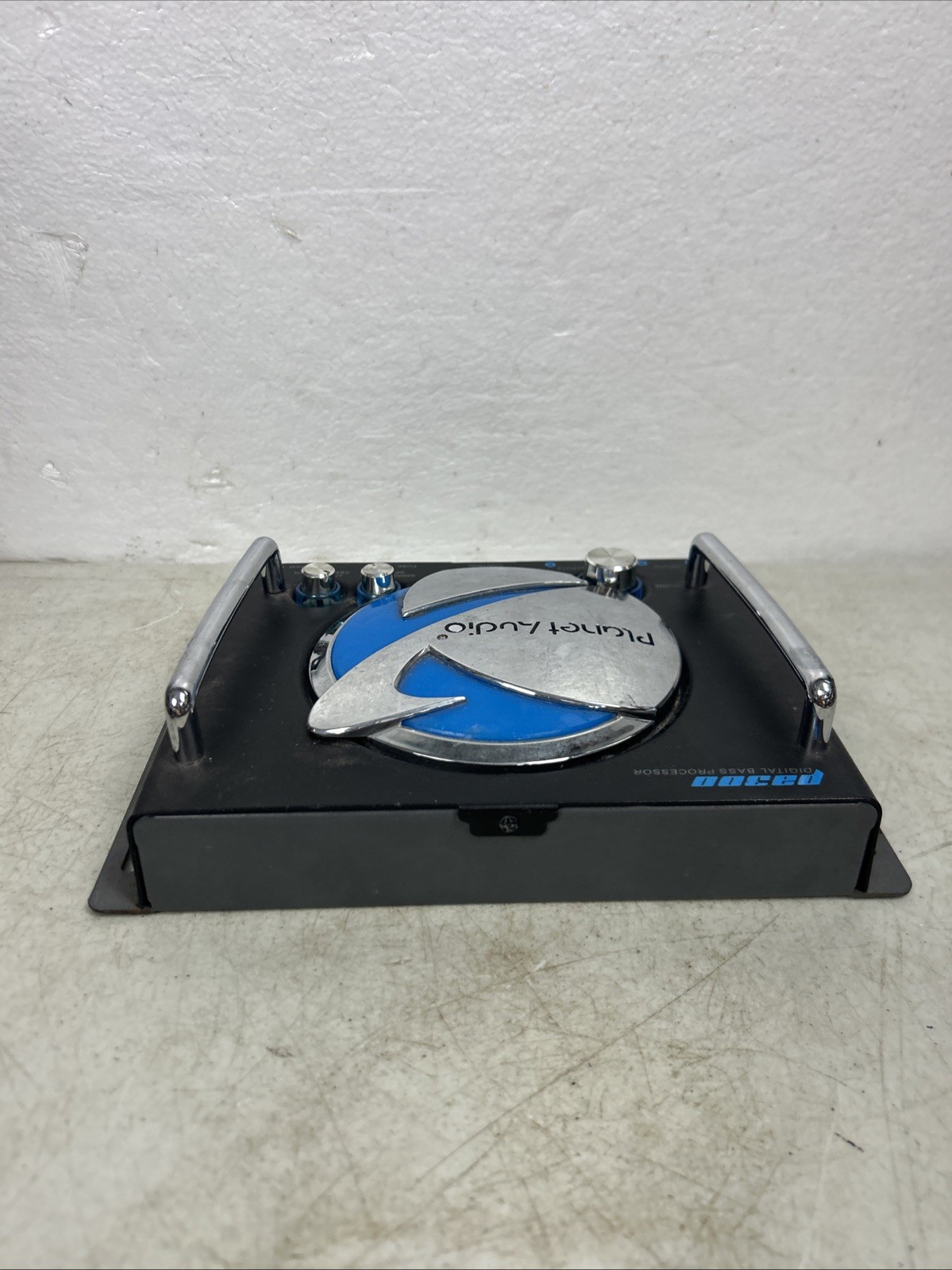 Planet Audio Digital Bass Processor w/ Remote Subwoofer Control PA300
