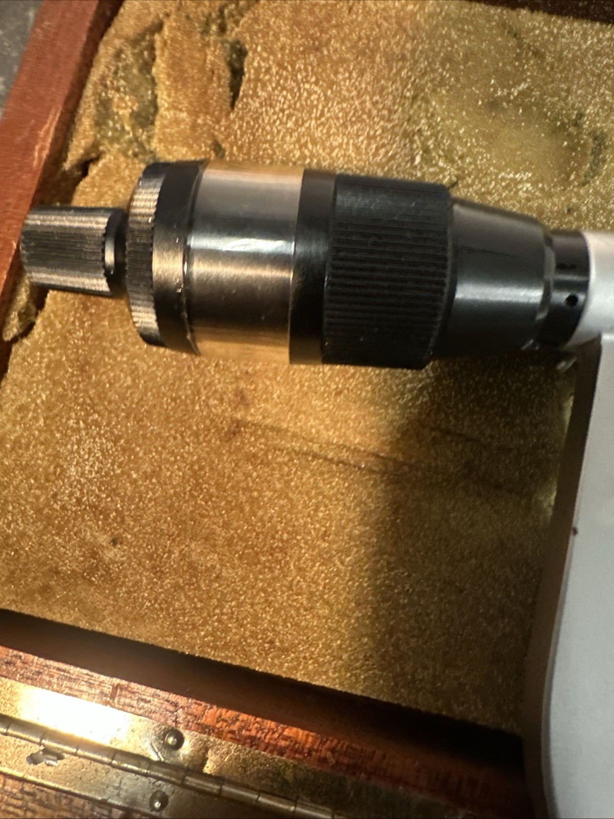 Brown & Sharpe 3”-4” 40-10 Micrometer