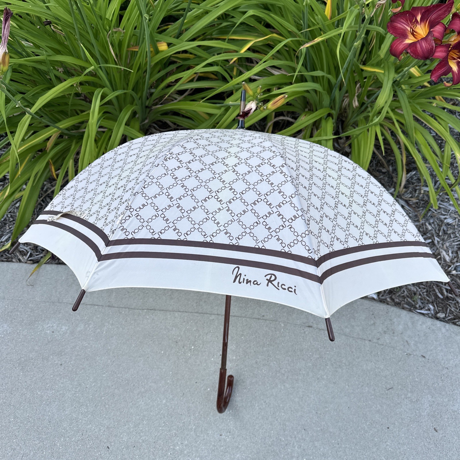 Vintage Original Nina Ricci Faux Wood Lucite Handle Umbrella with Logo Design